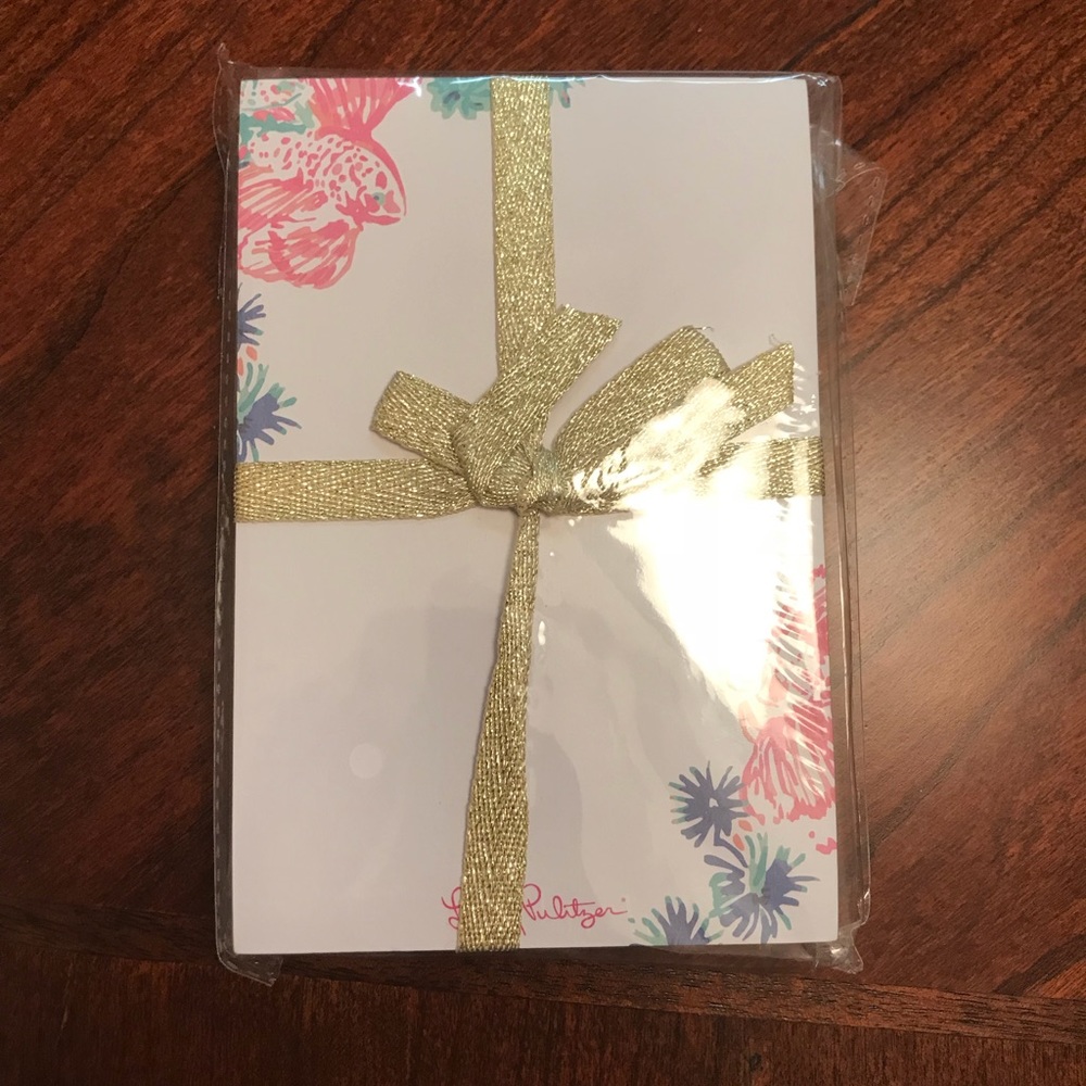 🆕 NWT Lilly Pulitzer GWP Note Set